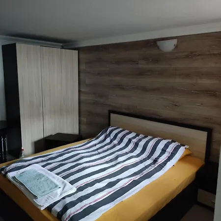 Old Town House за гости марчеви - стария град Pensión 2*