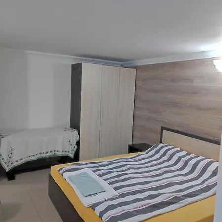 Old Town House за гости марчеви - стария град 2*