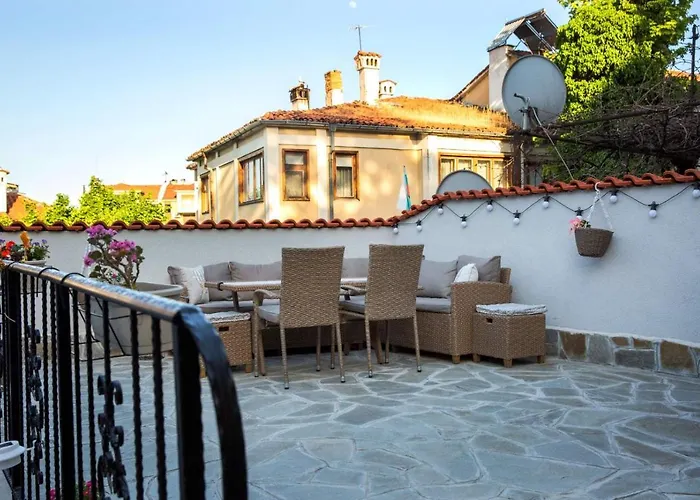 Πανσιόν Old Town House за гости марчеви - стария град 3*