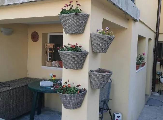 Old Town House за гости марчеви - стария град Πανσιόν