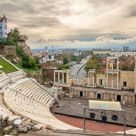 Old Town House: Traditional In Historic District Plovdiv